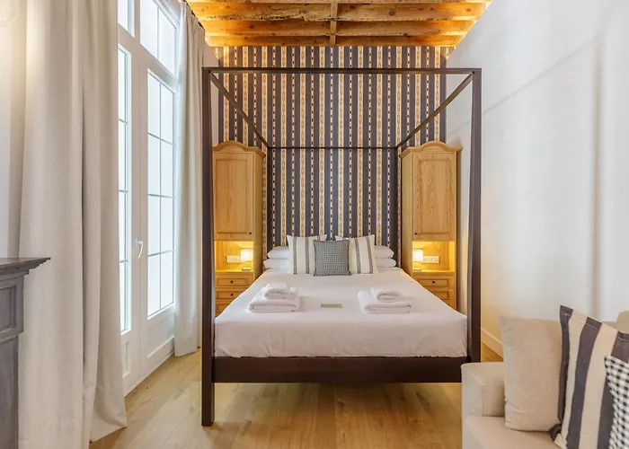 Palacio Vegafuente By Caleta Homes
