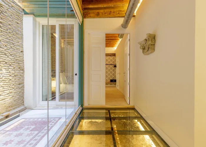 Palacio Vegafuente By Caleta Homes
