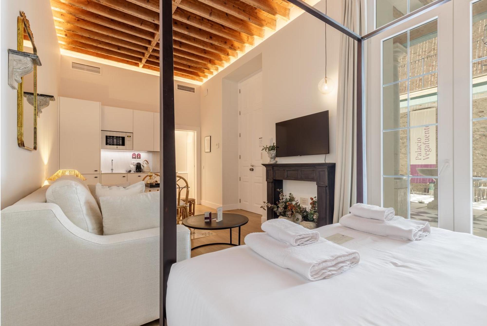 Palacio Vegafuente By Caleta Homes Apartment Malaga