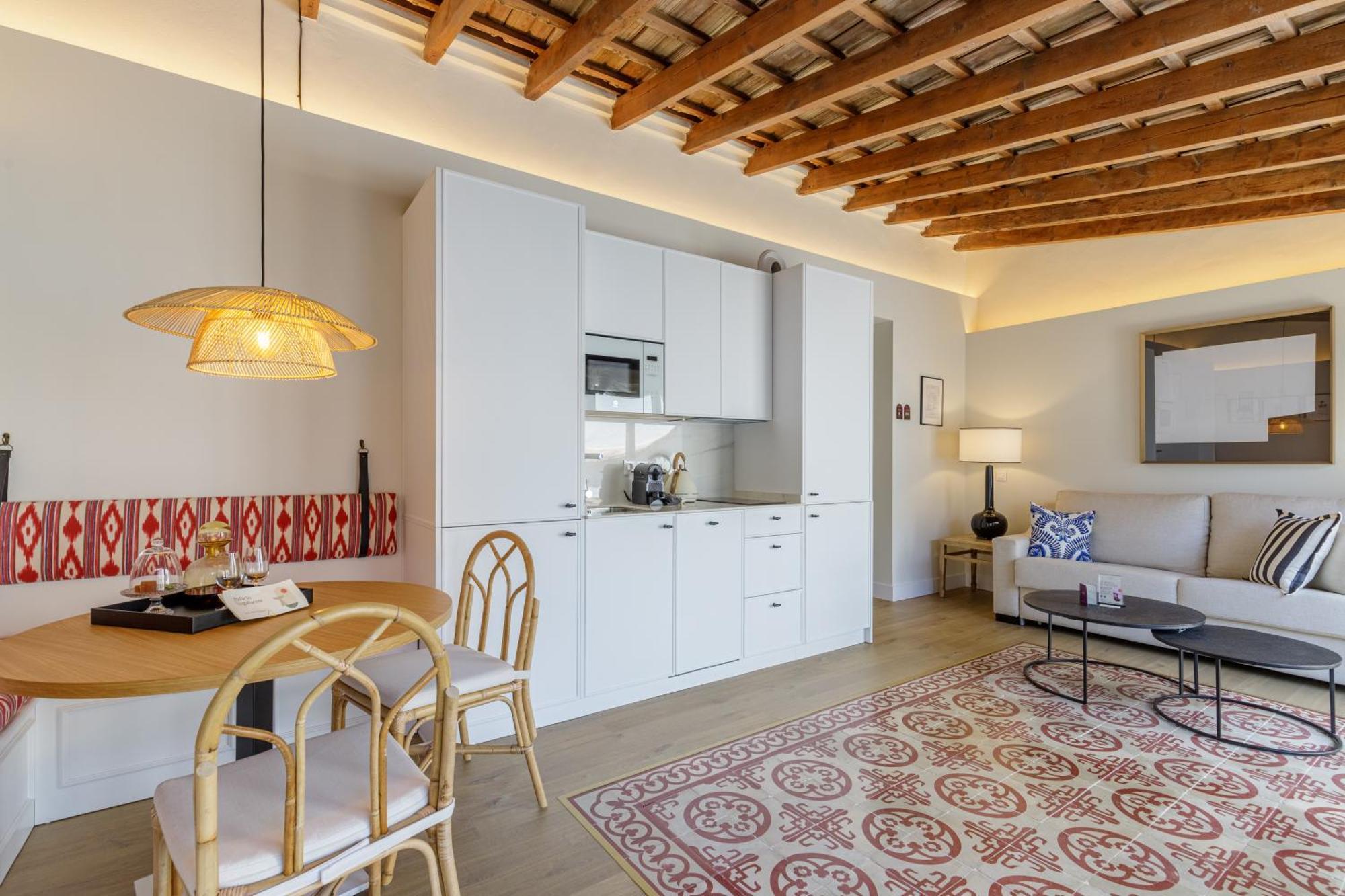 Appartement Palacio Vegafuente By Caleta Homes *