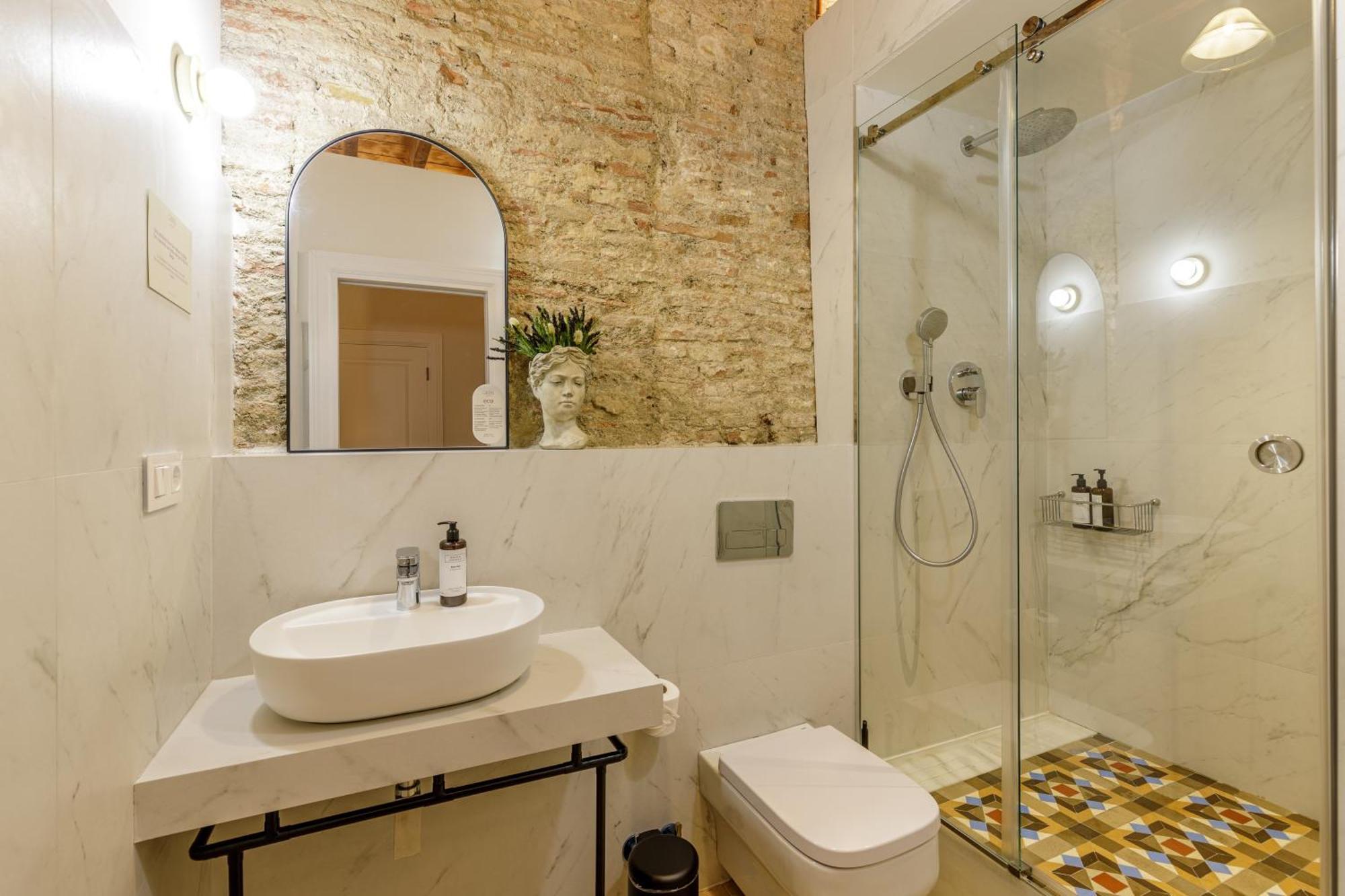 Appartamento Palacio Vegafuente By Caleta Homes *