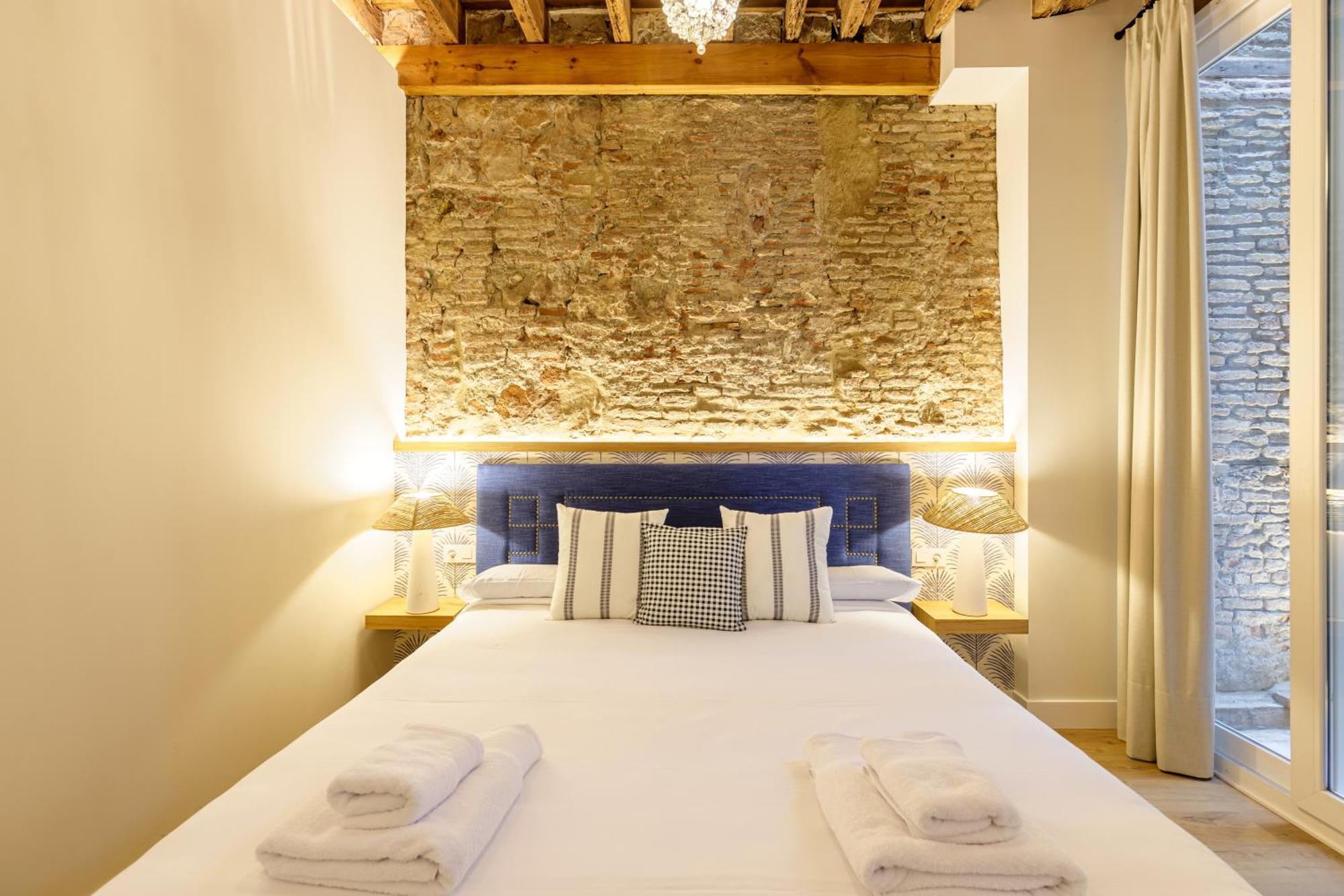 Appartamento Palacio Vegafuente By Caleta Homes