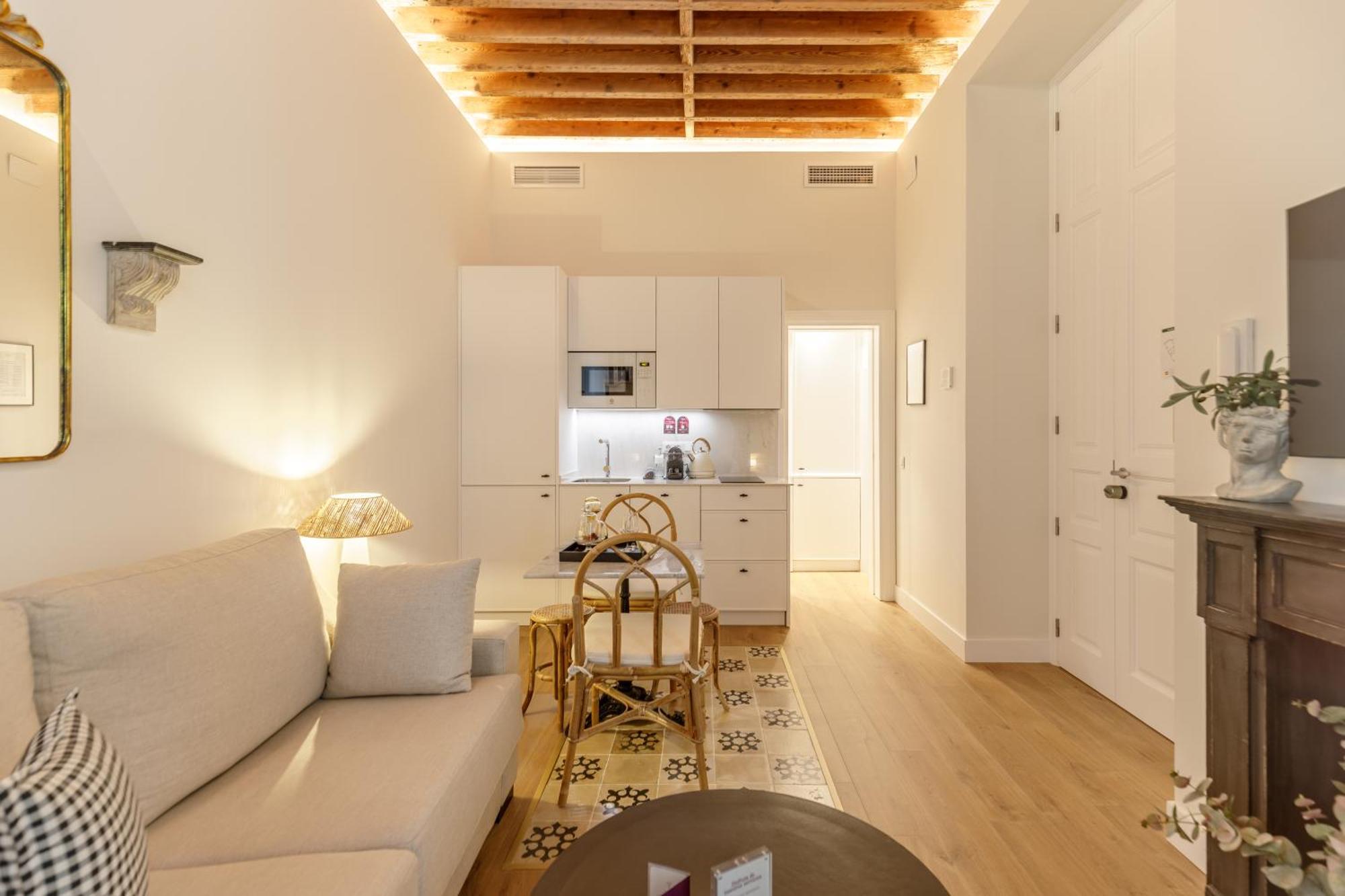 Appartamento Palacio Vegafuente By Caleta Homes *