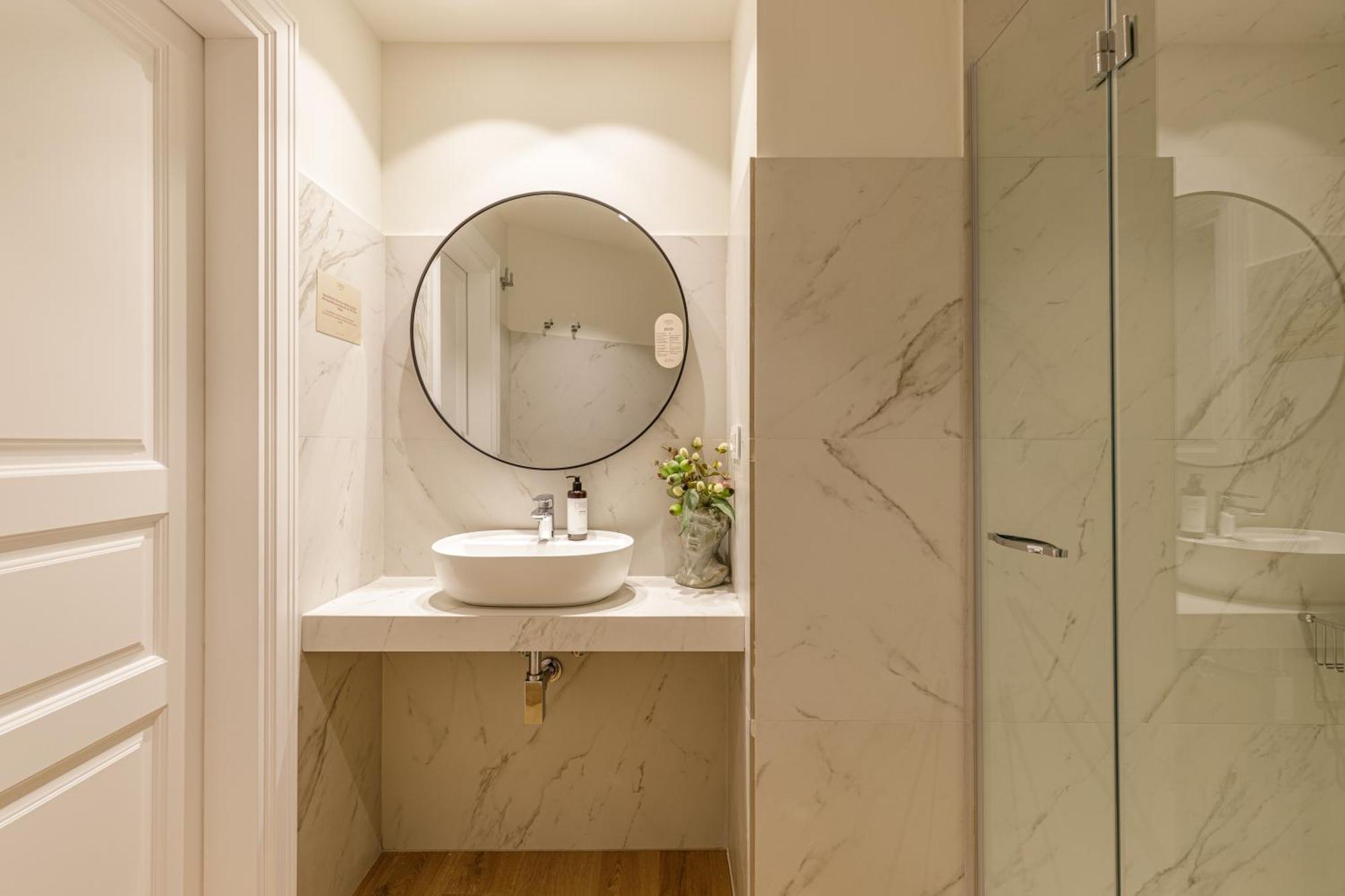 Appartamento Palacio Vegafuente By Caleta Homes