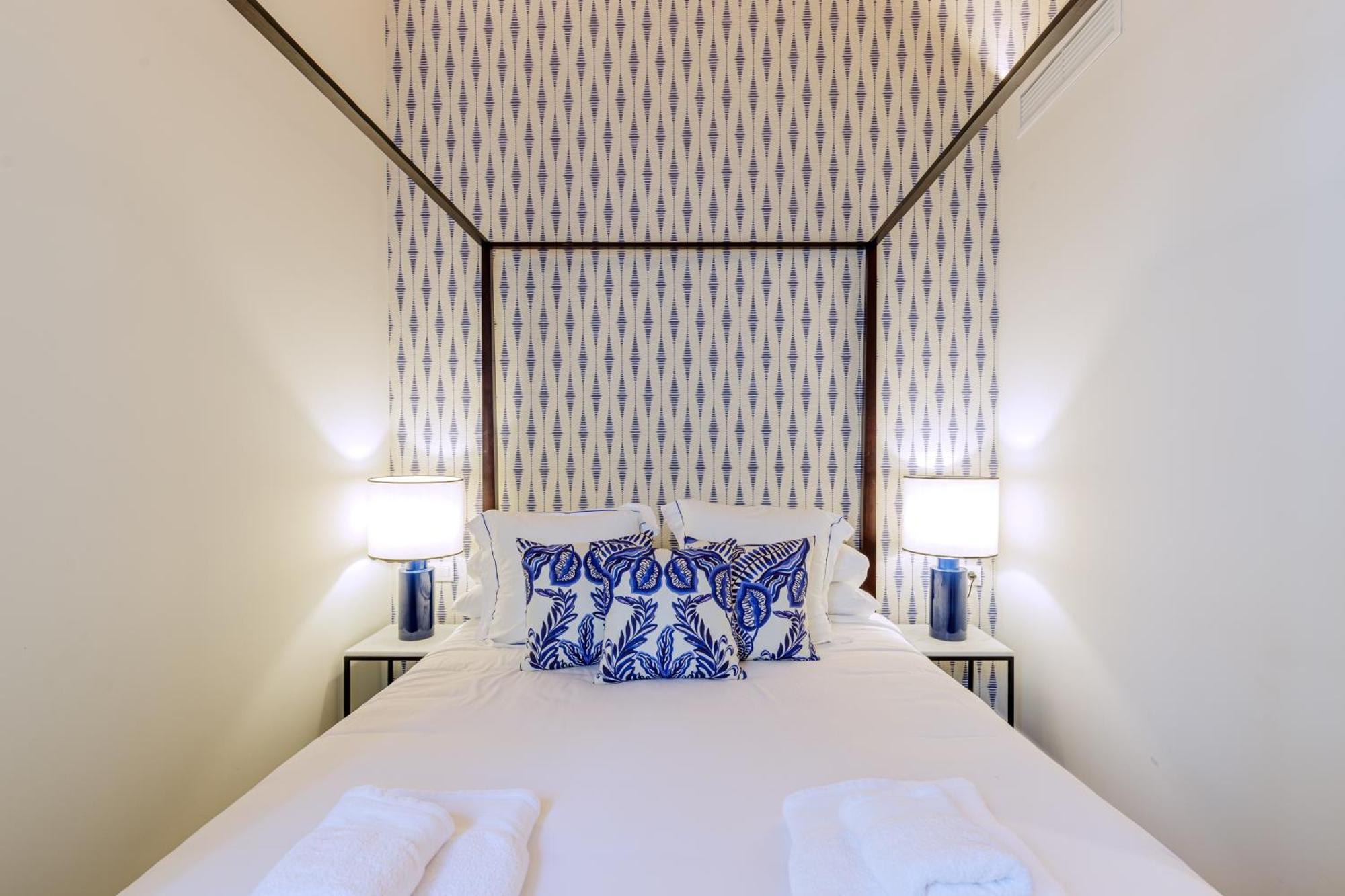 Appartamento Palacio Vegafuente By Caleta Homes