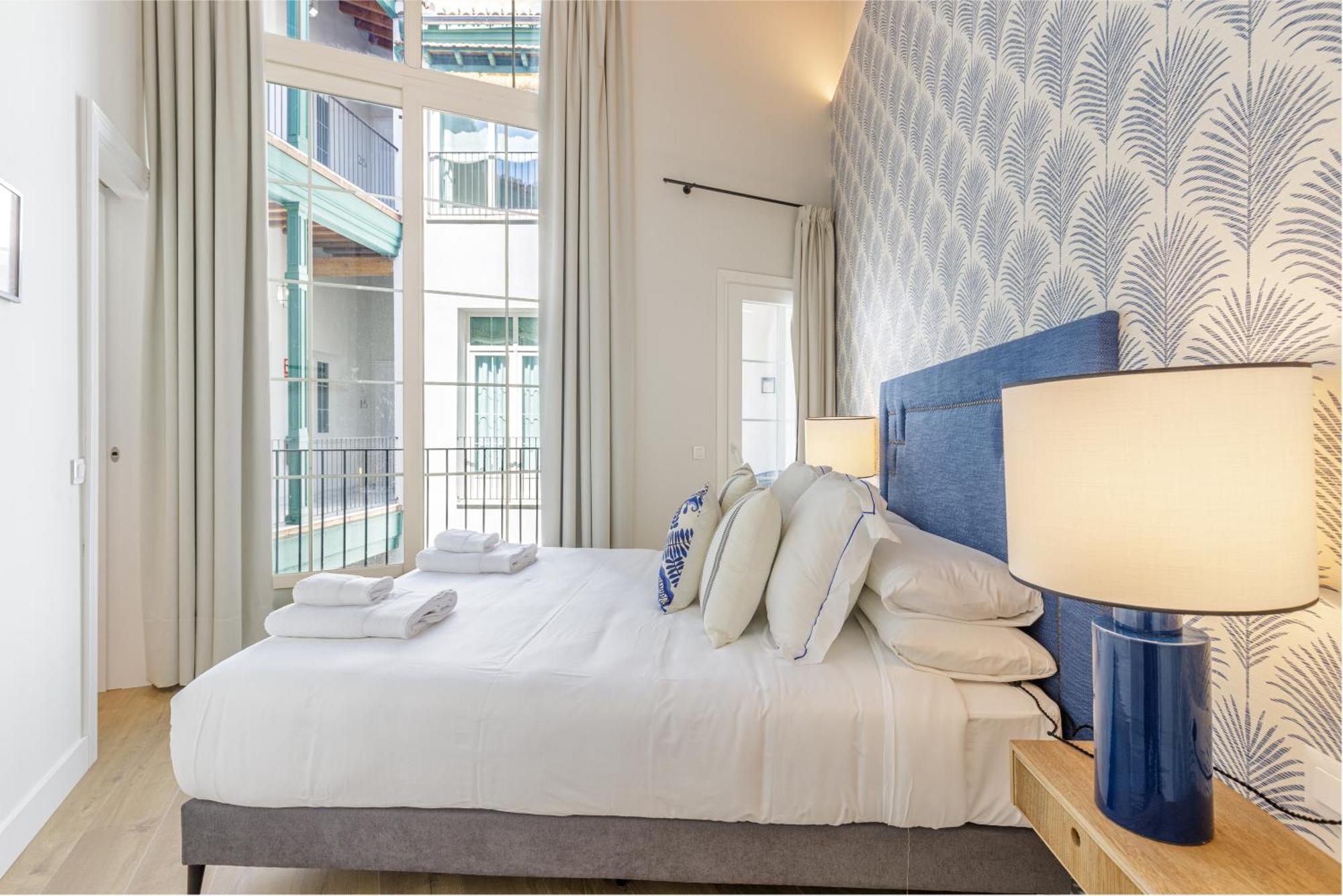 Palacio Vegafuente By Caleta Homes Appartamento