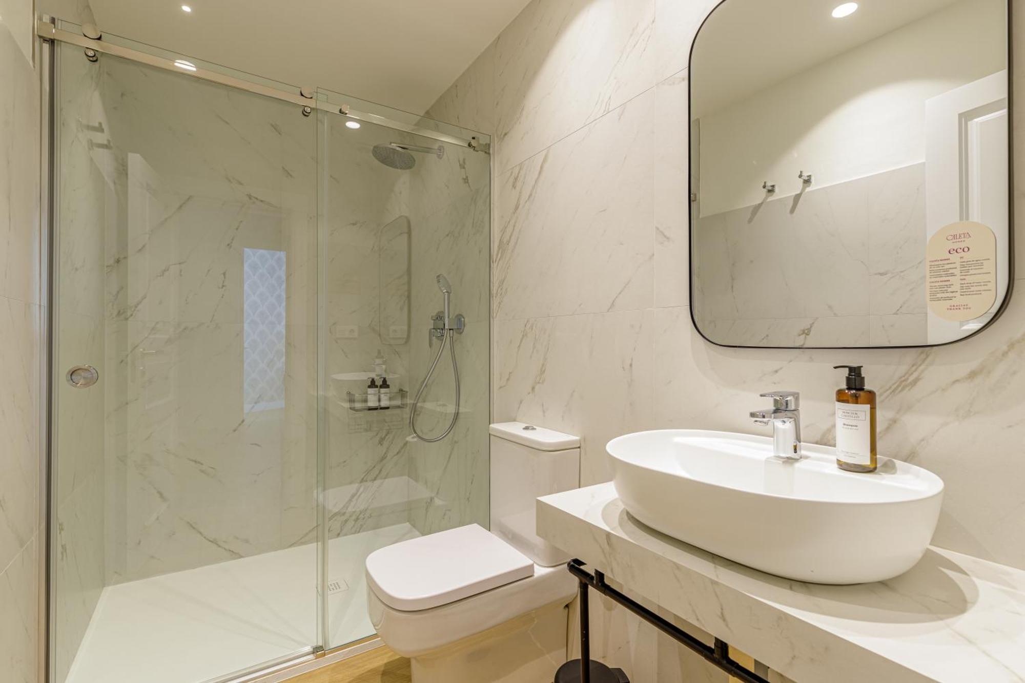 Appartamento Palacio Vegafuente By Caleta Homes *