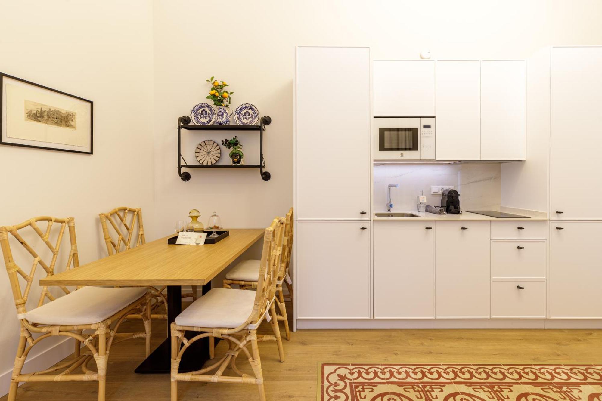 Appartamento Palacio Vegafuente By Caleta Homes *